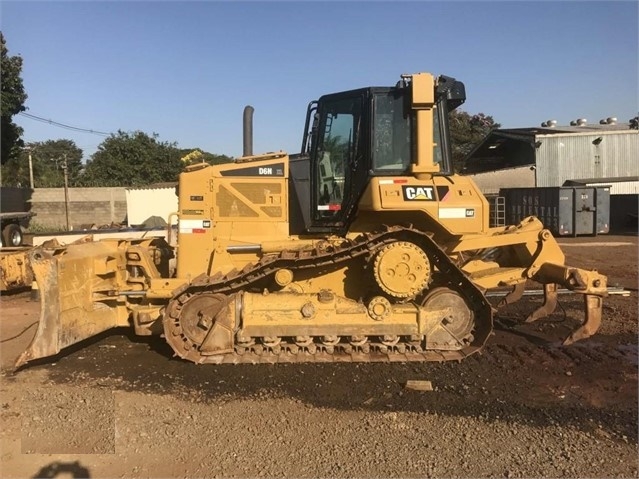 Tractores Sobre Orugas Caterpillar D6T seminueva en venta Ref.: 1508355590798411 No. 2