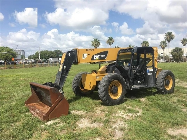 Manipulador Telescopico Caterpillar TL943