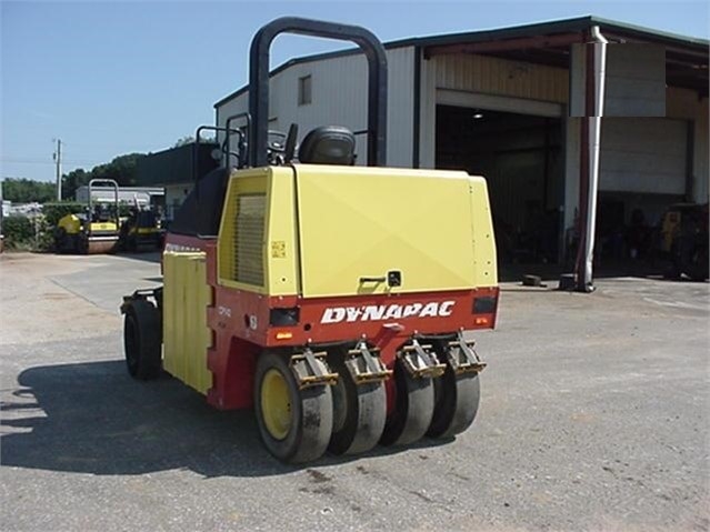 Compactadora Con Llantas Dynapac CP142 en venta Ref.: 1509645758519259 No. 2