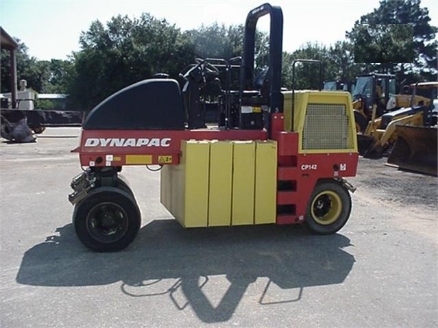 Compactadora Con Llantas Dynapac CP142 en venta Ref.: 1509645758519259 No. 3