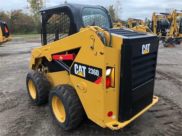 Minicargadores Caterpillar 236 de segunda mano en venta Ref.: 1509997613172847 No. 4