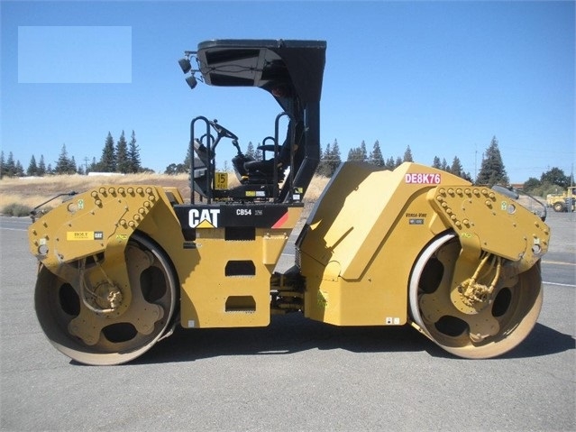 Compactadora Vibratoria Caterpillar CB54 seminueva en perfecto es Ref.: 1510678548726531 No. 2