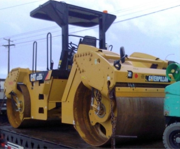 Compactadora Vibratoria Caterpillar CB54 usada a la venta Ref.: 1510678977520937 No. 4