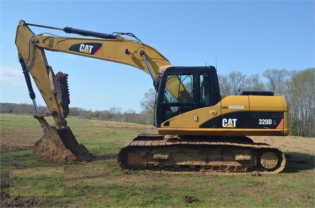 Excavadoras Hidraulicas Caterpillar 320DL seminueva en venta Ref.: 1511383551819097 No. 2