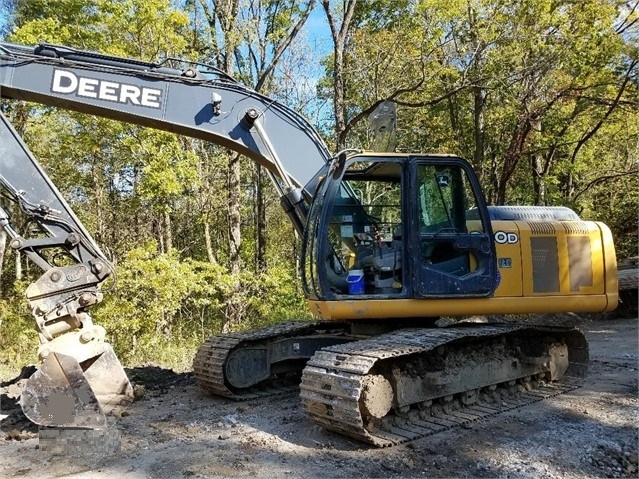 Hydraulic Excavator Deere 200D