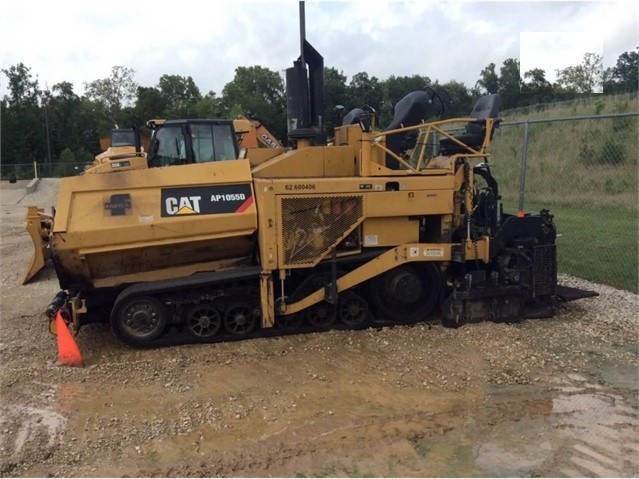 Pavimentadoras Caterpillar AP-1055D