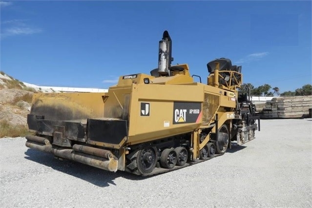 Pavimentadoras Caterpillar AP-1055D