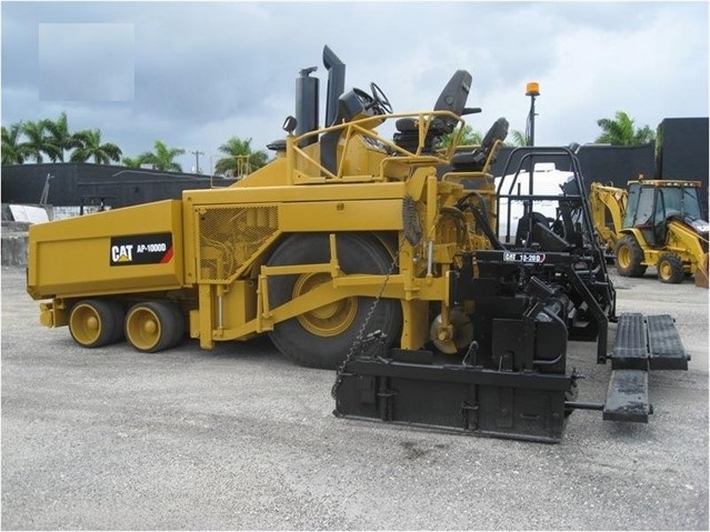 Pavimentadoras Caterpillar AP-1000D de segunda mano a la venta Ref.: 1513118006094028 No. 4