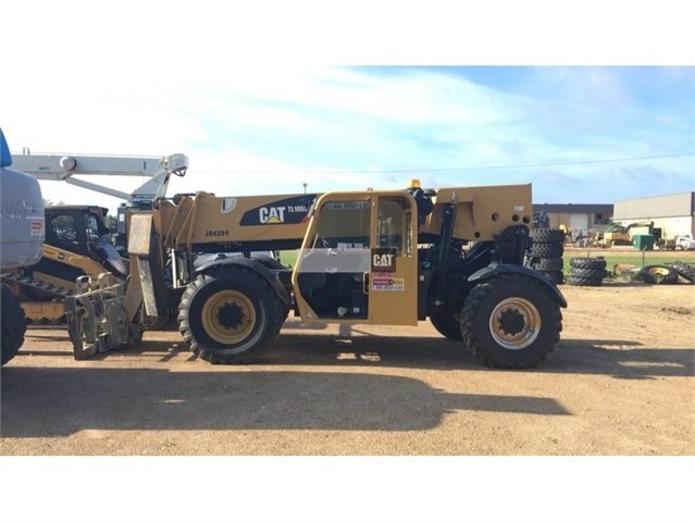 Telehandler Caterpillar TL1055