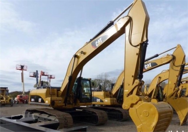 Hydraulic Excavator Caterpillar 325DL