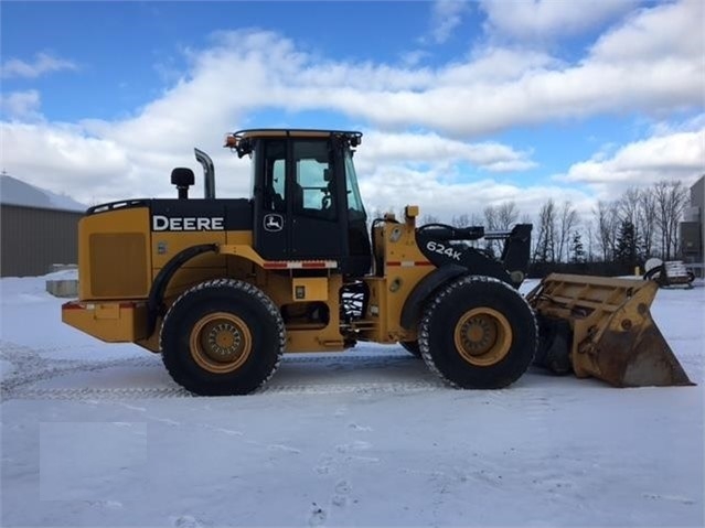 Cargadoras Sobre Ruedas Deere 624K de segunda mano en venta Ref.: 1515624096468411 No. 4