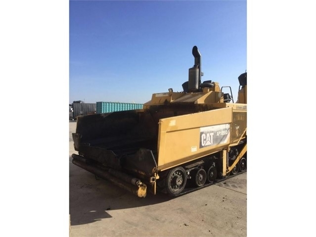 Pavers Caterpillar AP-1055D