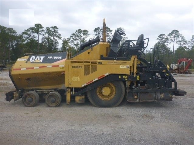 Pavers Caterpillar AP-1000E