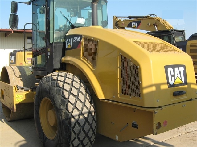 Compactadora Vibratoria Caterpillar CS56 de segunda mano Ref.: 1516674135781406 No. 3