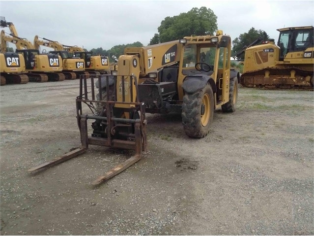 Telehandler Caterpillar TL642