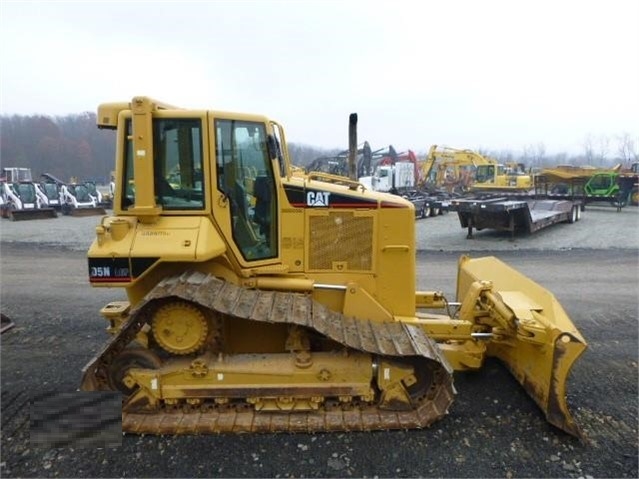 Tractores Sobre Orugas Caterpillar D5N de medio uso en venta Ref.: 1518036599271305 No. 3