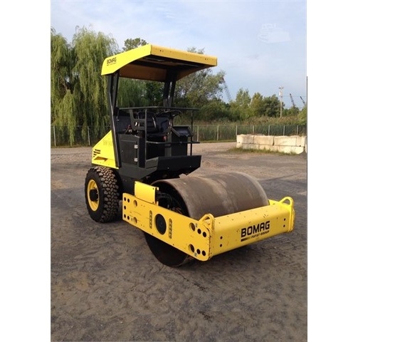 Compactadora Vibratoria Bomag BW145D de importacion a la venta Ref.: 1519063104986445 No. 4