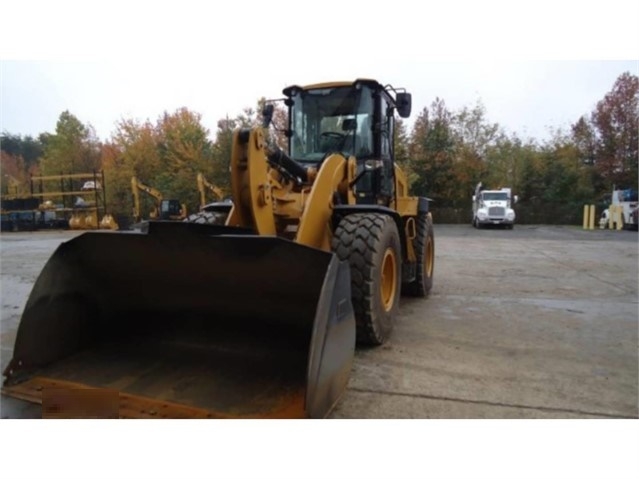 Cargadoras Sobre Ruedas Caterpillar 938 de medio uso en venta Ref.: 1519952681161082 No. 2