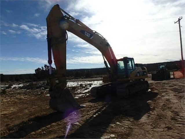 Hydraulic Excavator Caterpillar 330DL