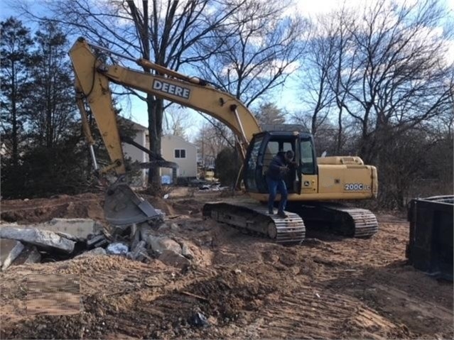 Excavadoras Hidraulicas Deere 200C LC