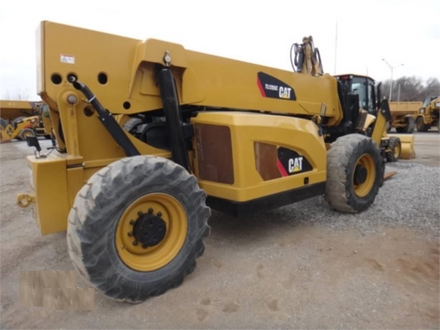 Montacargas Caterpillar TL1255 en buenas condiciones Ref.: 1520376672131561 No. 4