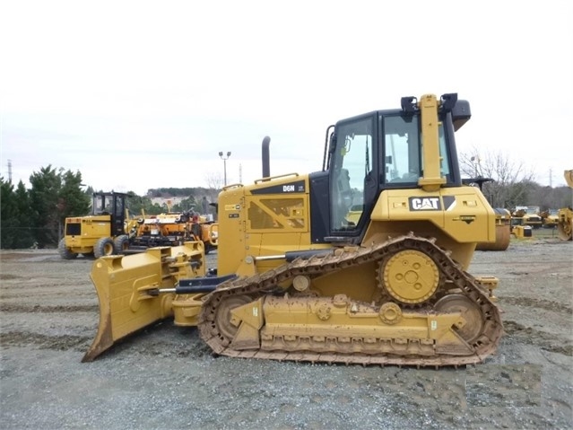 Tractores Sobre Orugas Caterpillar D6N en venta, usada Ref.: 1521655068988764 No. 3