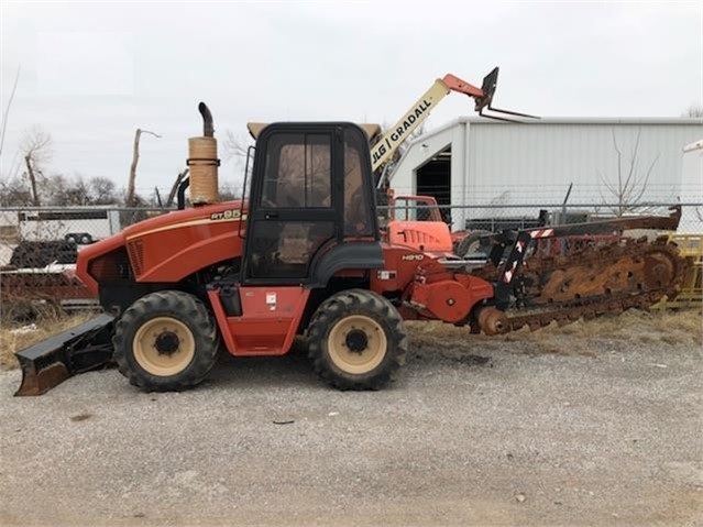 Trencher Ditch Witch RT95M