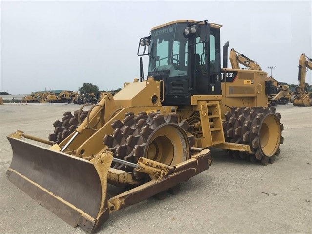 Compactadoras Suelos Y Rellenos Caterpillar 815F