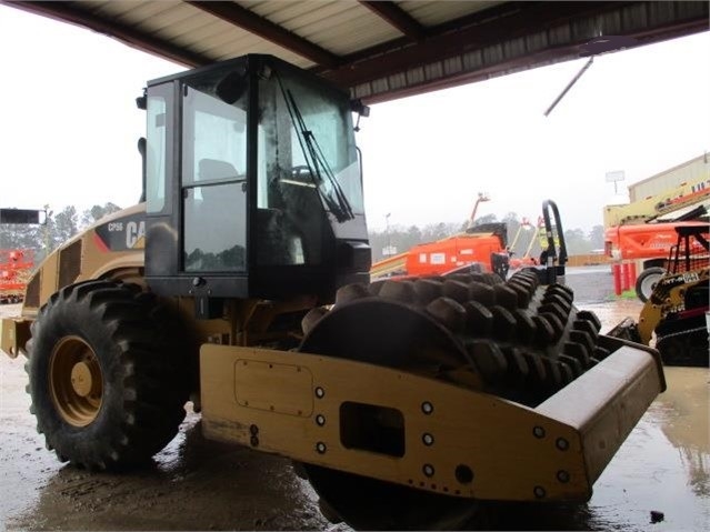 Compactadoras Suelos Y Rellenos Caterpillar CP56