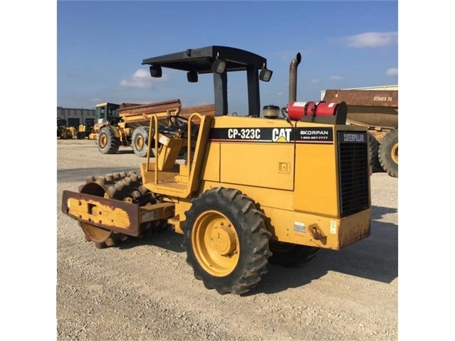 Compactadoras Suelos Y Rellenos Caterpillar CP-323C en optimas co Ref.: 1523471695081479 No. 3