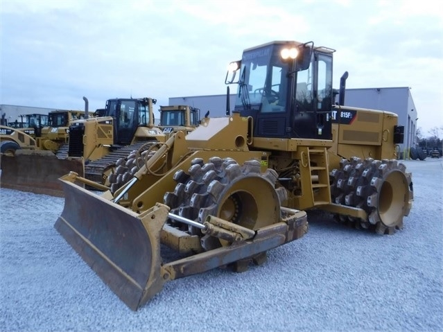 Compactadoras Suelos Y Rellenos Caterpillar 815F