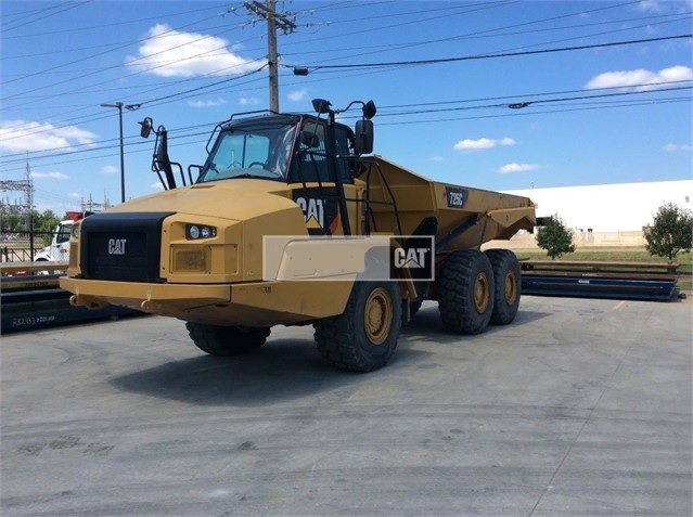 Off Road Truck Caterpillar 725