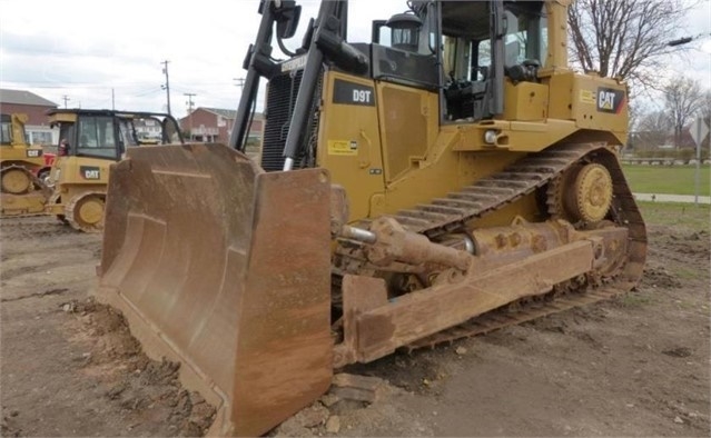 Tractores Sobre Orugas Caterpillar D9T usada a la venta Ref.: 1524077580670612 No. 2