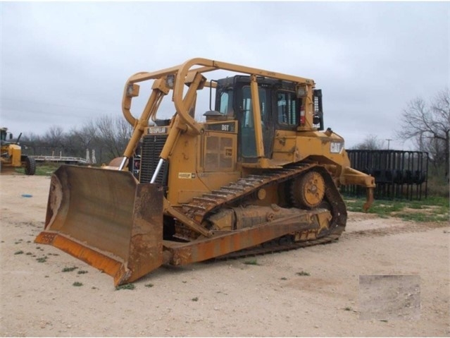 Tractores Sobre Orugas Caterpillar D6T de importacion a la venta Ref.: 1524693188259938 No. 2