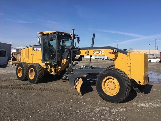 Motoconformadoras Deere 672G de medio uso en venta Ref.: 1525115721337241 No. 2