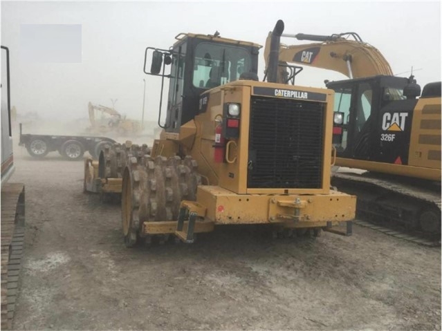 Compactadoras Suelos Y Rellenos Caterpillar 815F usada a buen pre Ref.: 1525290733680859 No. 4