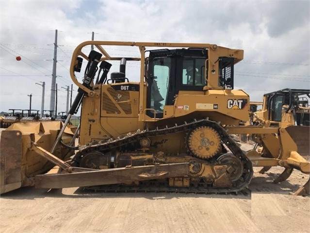 Tractores Sobre Orugas Caterpillar D6T