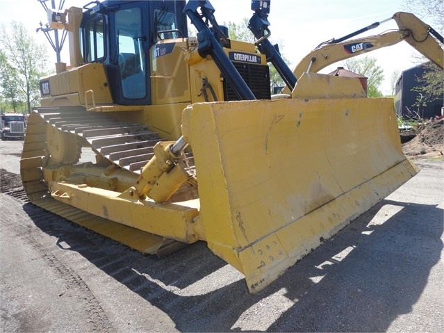 Tractores Sobre Orugas Caterpillar D6T en venta Ref.: 1526593618828762 No. 4