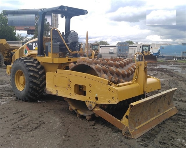 Compactadora Vibratoria Caterpillar CP56