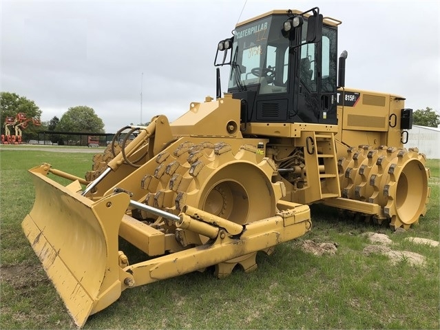 Compactadoras Suelos Y Rellenos Caterpillar 815F