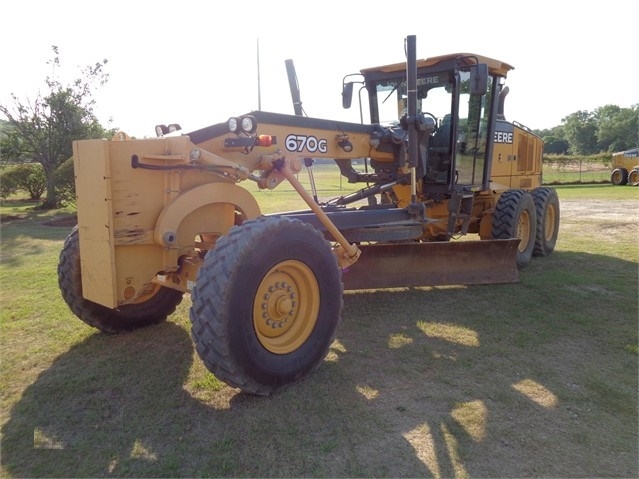 Motoconformadoras Deere 670G de bajo costo Ref.: 1527626848899081 No. 2