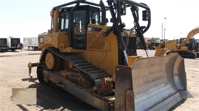 Tractores Sobre Orugas Caterpillar D6T seminueva  Ref.: 1527720576503061 No. 2