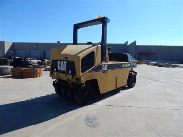 Compactadora Con Llantas Caterpillar PS-150C en optimas condicion Ref.: 1528299804530025 No. 4