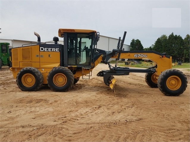 Motoconformadoras Deere 670G de segunda mano en venta Ref.: 1528936563316857 No. 4