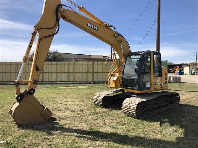 Hydraulic Excavator Deere 135C