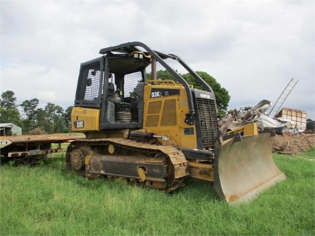 Tractores Sobre Orugas Caterpillar D3K en venta Ref.: 1531433453683539 No. 2