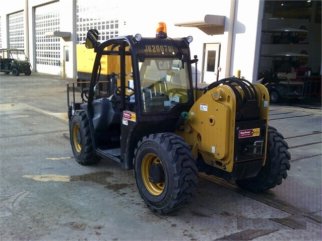 Telehandler Caterpillar TH255C