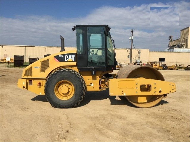 Compactadora Vibratoria Caterpillar CS56 seminueva Ref.: 1532471322885383 No. 4