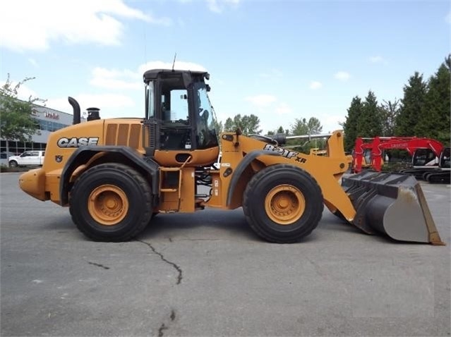 Wheel Loaders Case 821F