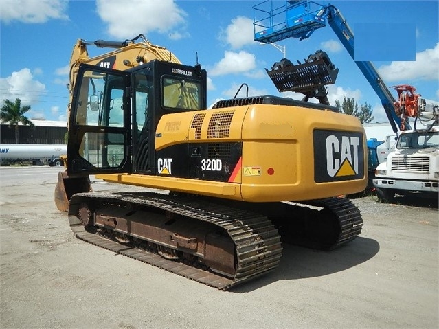 Excavadoras Hidraulicas Caterpillar 320DL seminueva en venta Ref.: 1533592272578783 No. 3